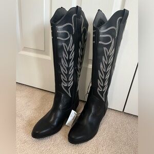 Maurice’s Black Cowboy Boots